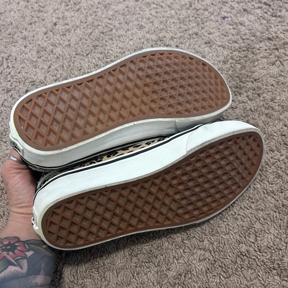 Vans Shoes Unisex Size 5.5 W/4 M Hi Top Black Suede Cheetah Print SK8 Toecap - Picture 5 of 7